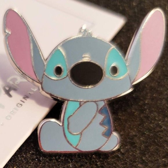 Disney Jewelry - 4/$25 Disney Parks Sitting Stitch Pin